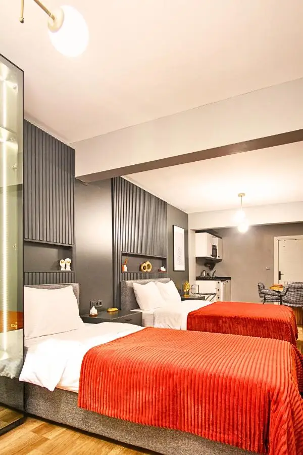 TAKS-INN Hotel