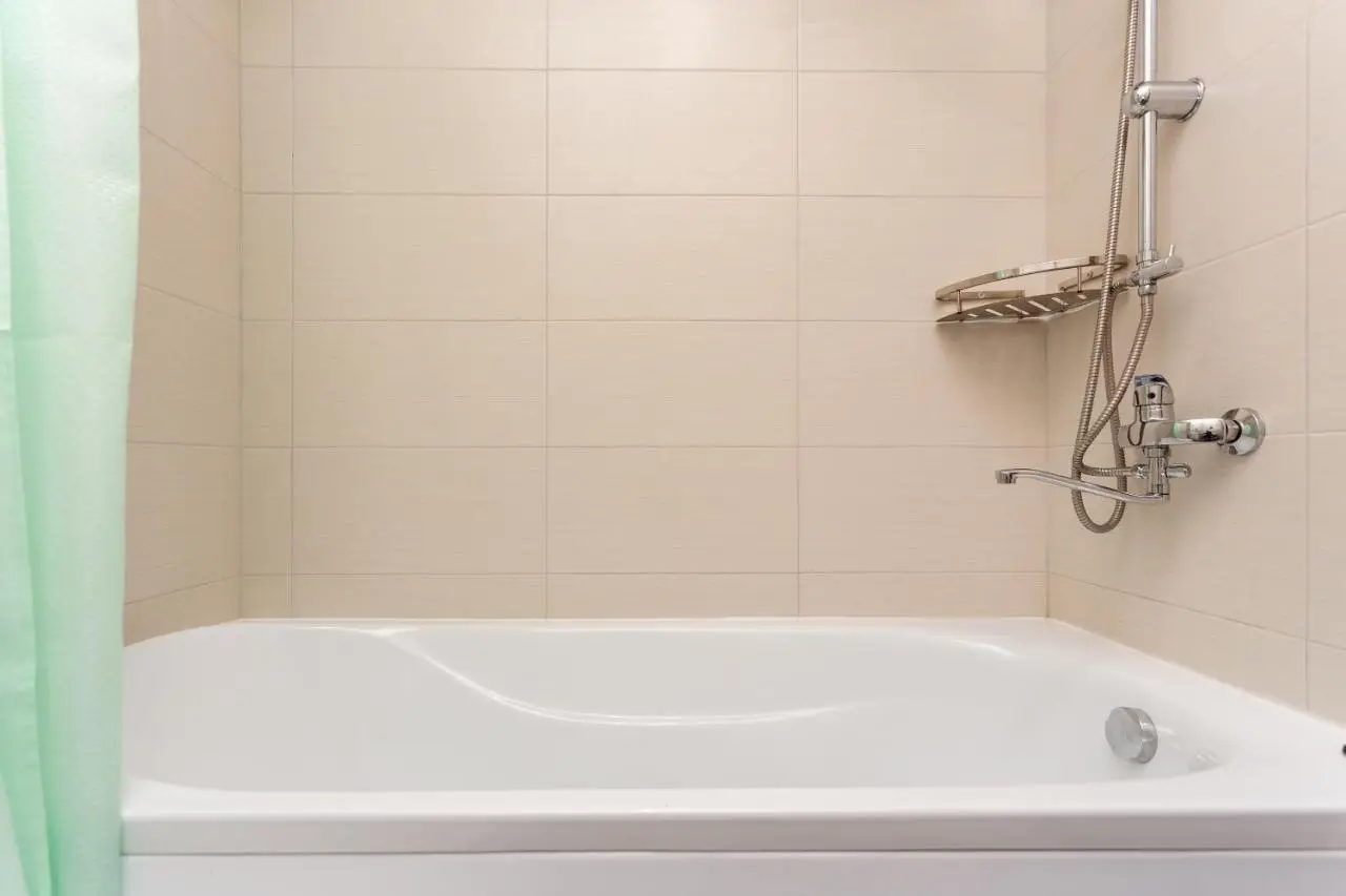 Prime location Apartment with Three Bedroom
