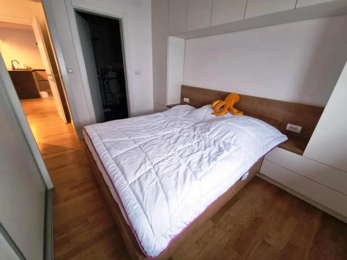 Airport Penthouse Apartments