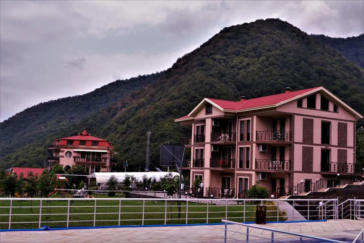 Bergs Hotel And Restaurant