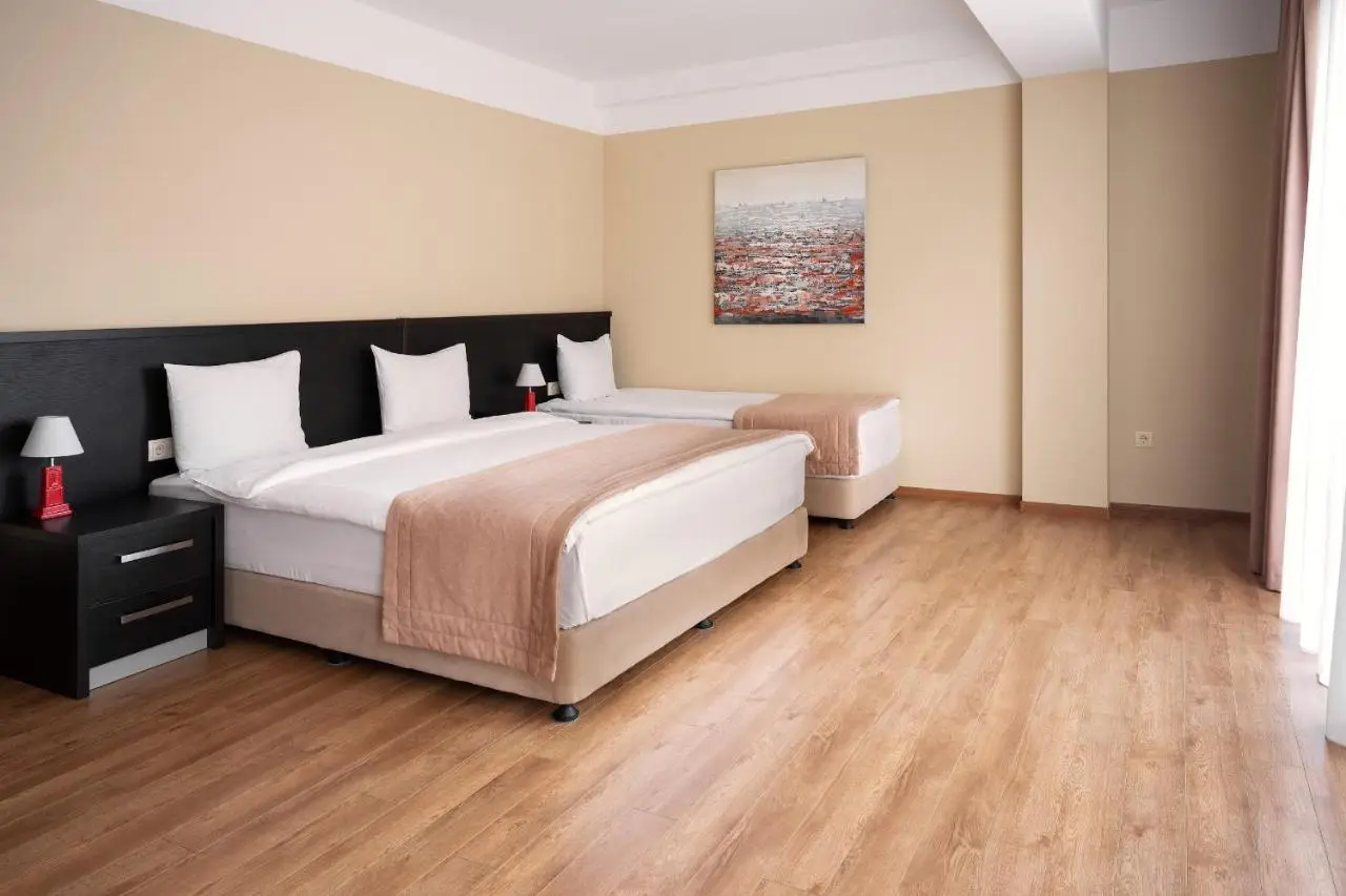 Sephia Hotel