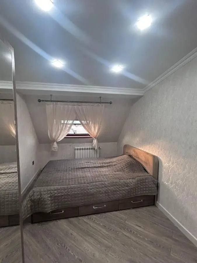 3 floors 4 bedroom seaside apart