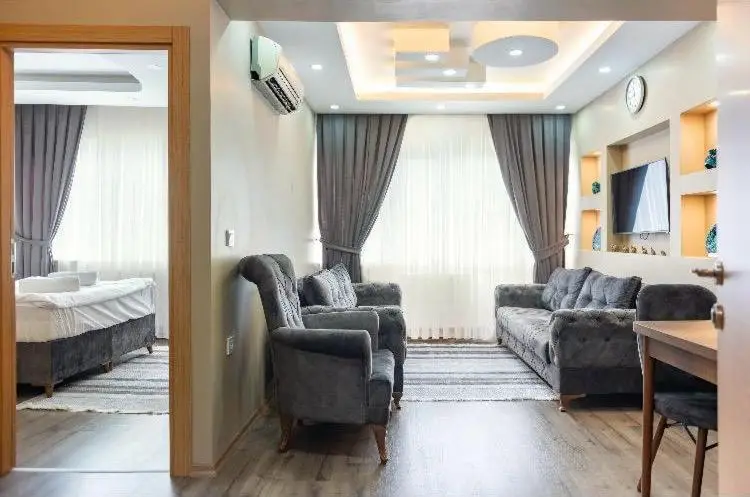 Saltanat Apartment