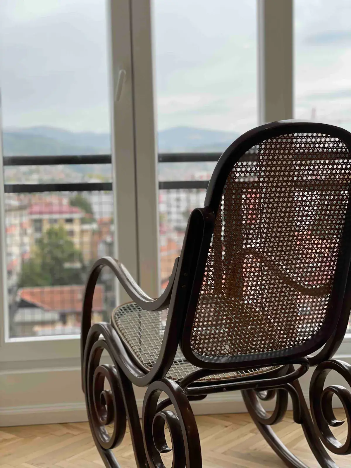Nice apartment in the heart of city, with a view