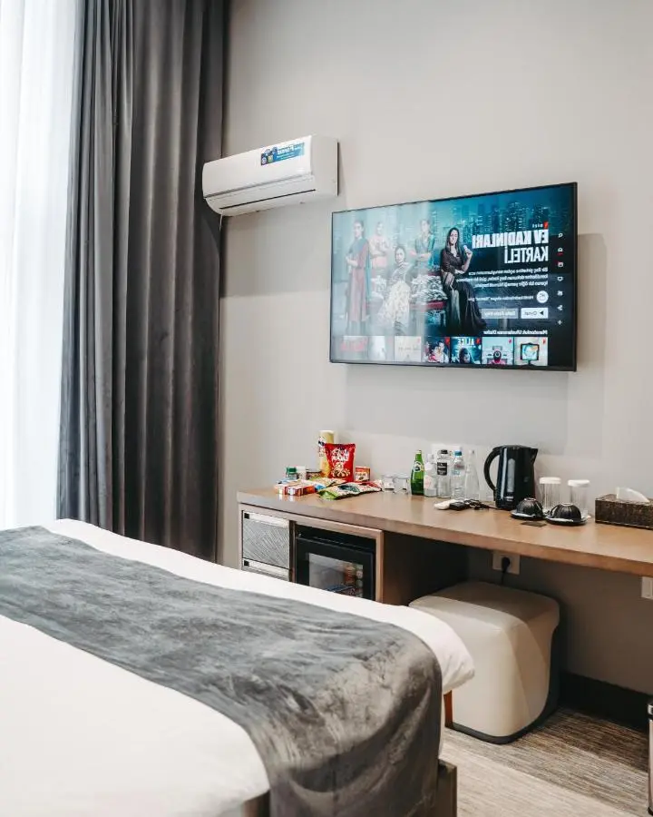 Port Marine Hotel By HOLLYWOOD