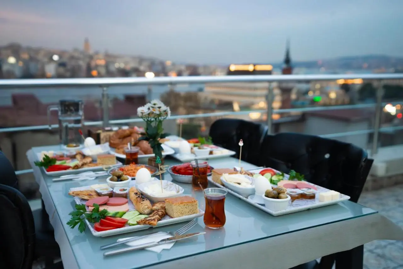 Golden Horn Park Hotel