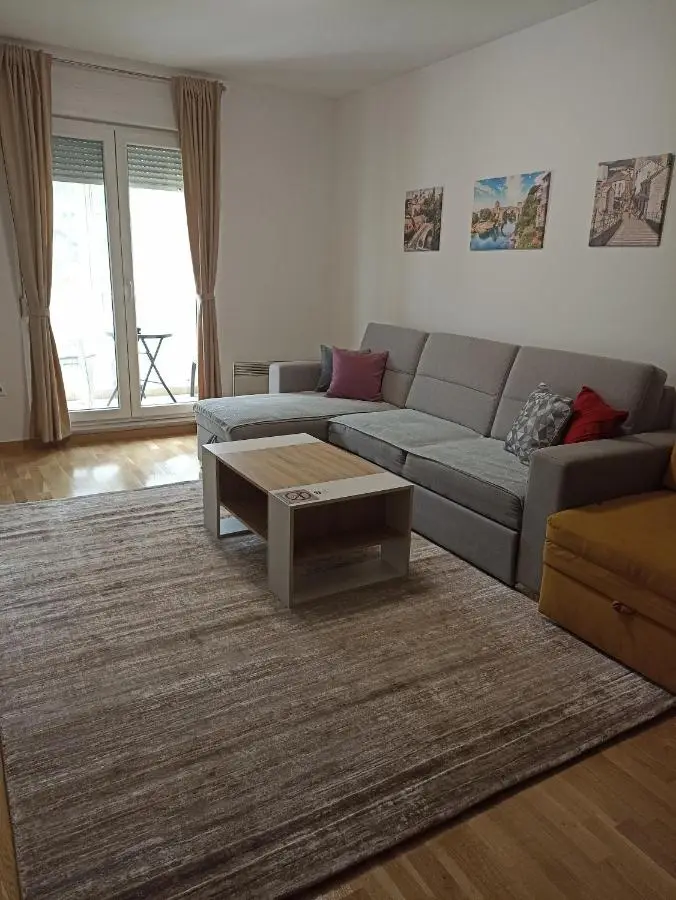 Apartman Cherine
