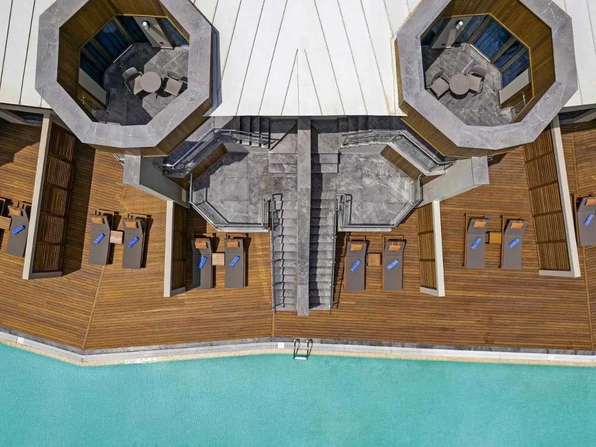 Rixos Sungate - The Land of Legends Access