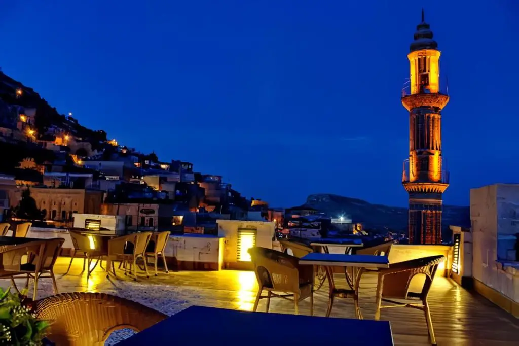 Tuğhan Hotel