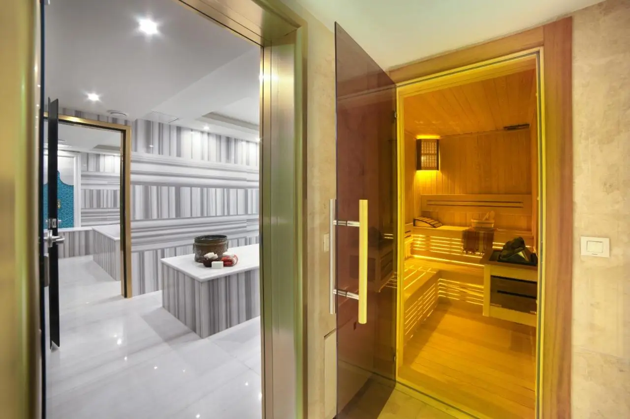 Great Fortune Design Hotel & Spa