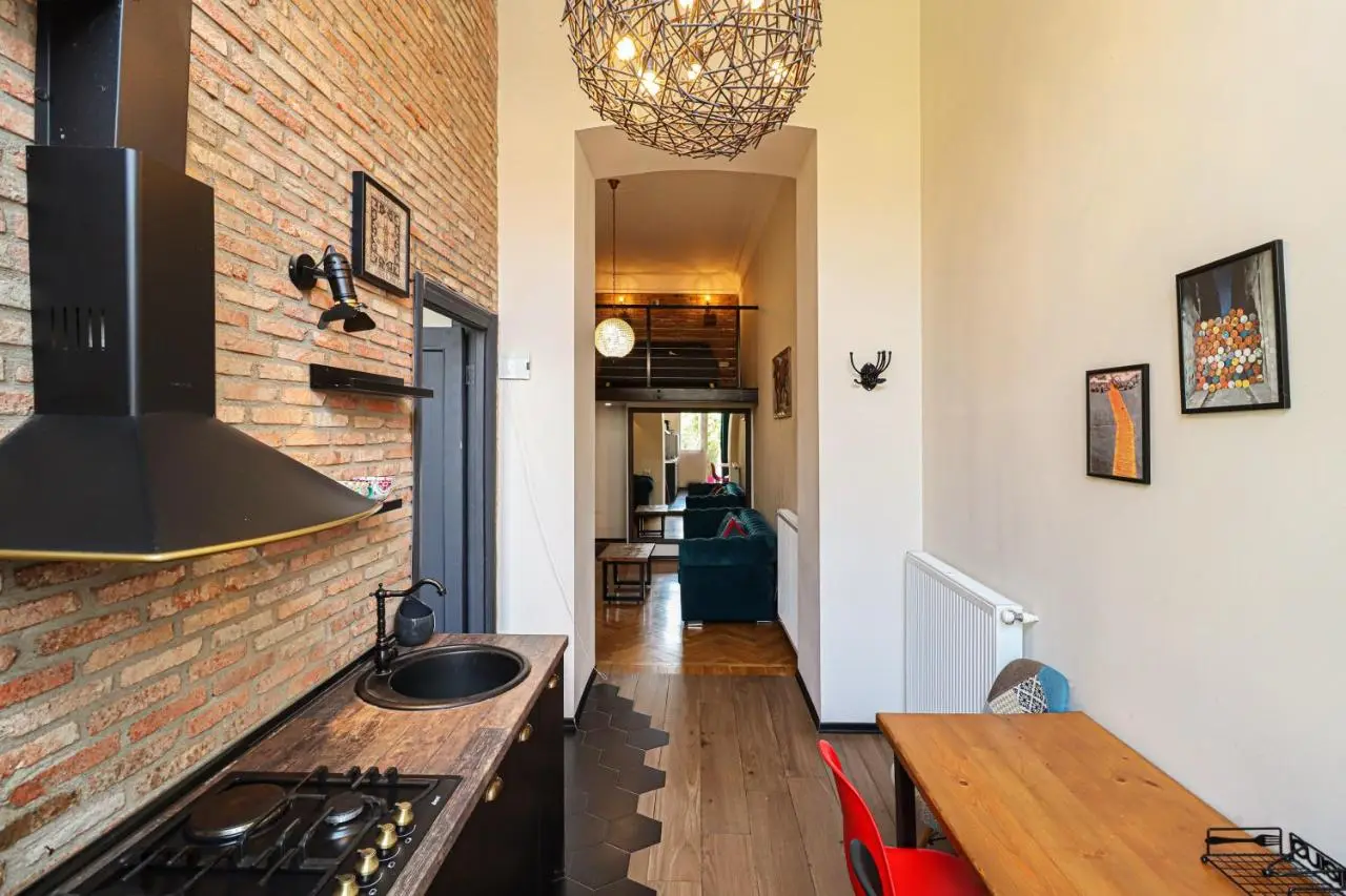 Wehost Mezzanine Apartment