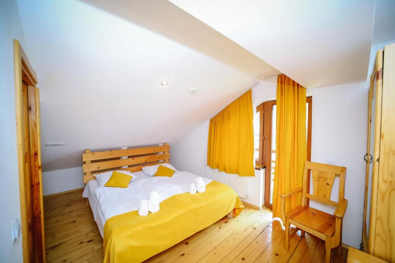 Alpenhaus Kazbegi Hotel & Restaurant