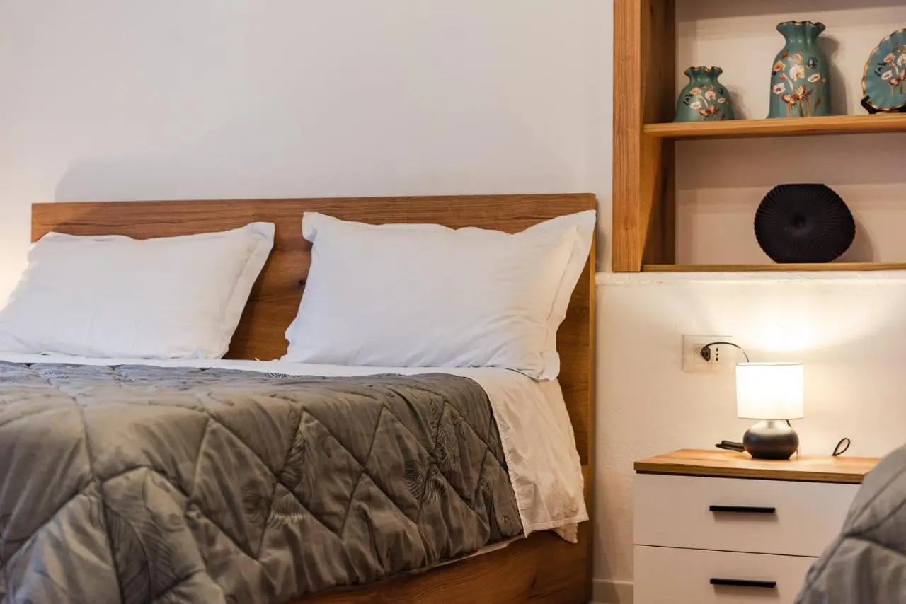 City Center Apartment Cozy 1BR with Patio by PikHost
