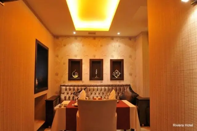 Riviera Hotel