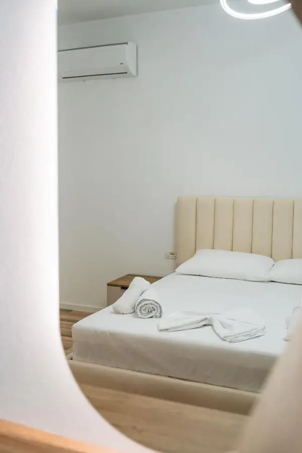 Leka Apartment