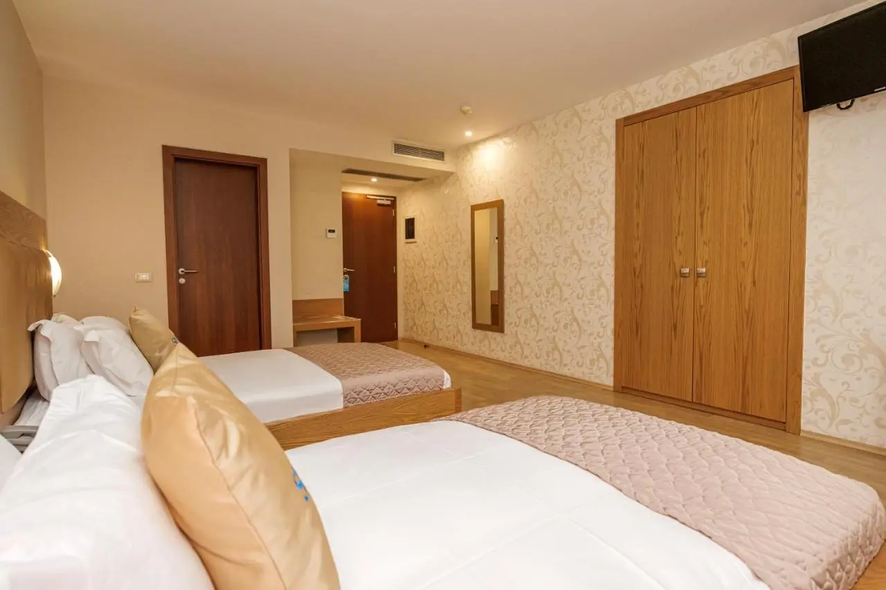 Sky Hotel Tirana