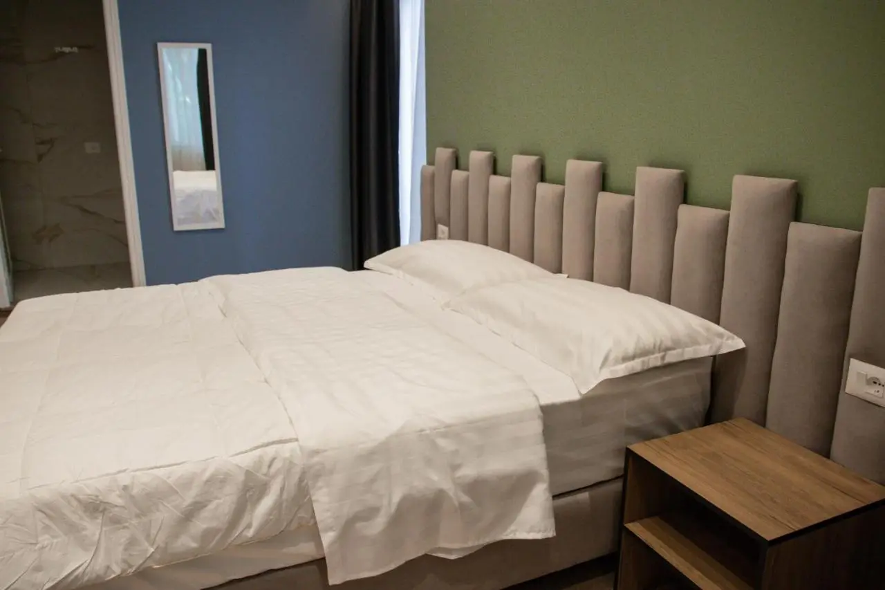 Hotel Blini