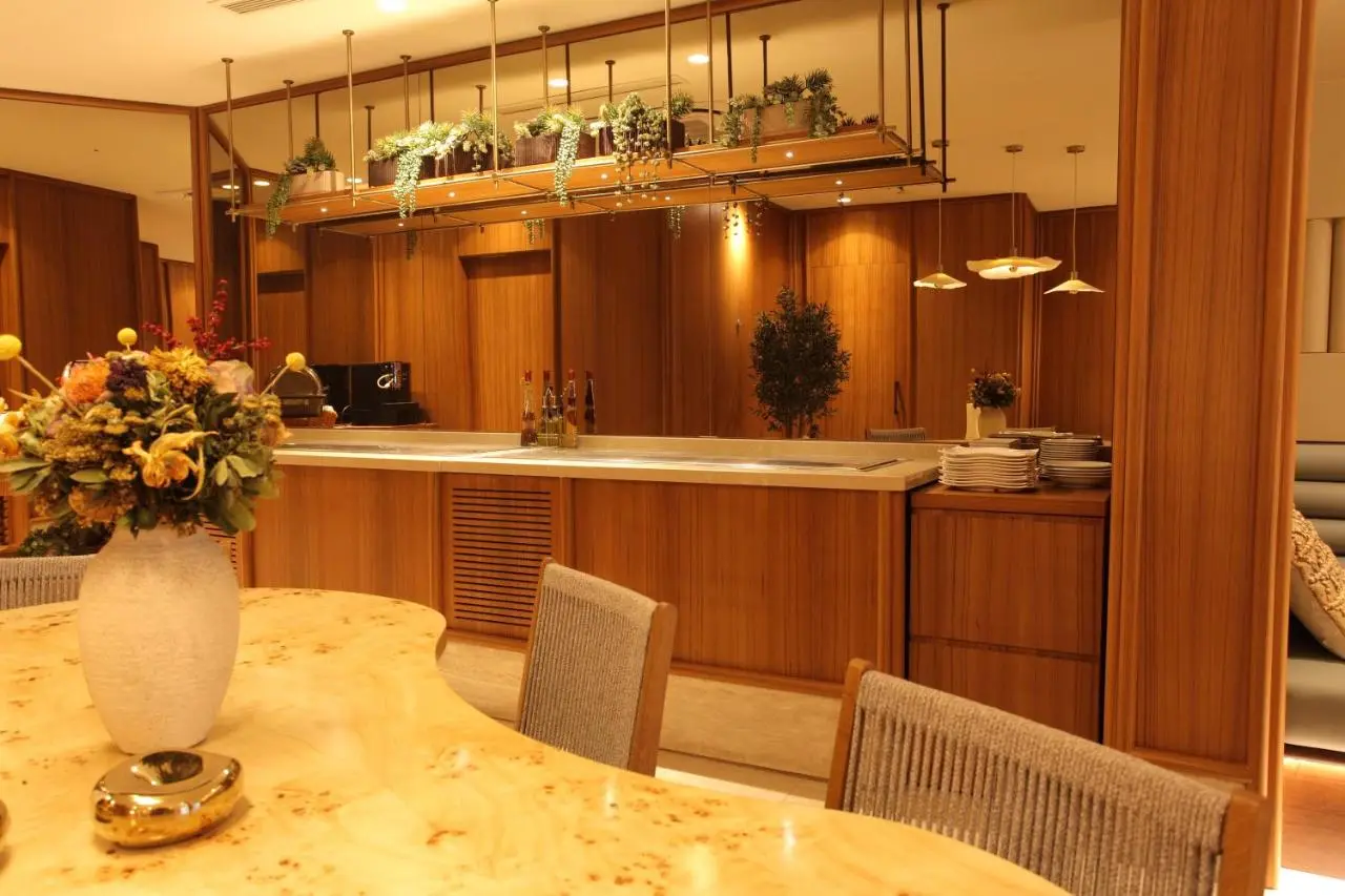 Housez Suites & Apartments Special Class