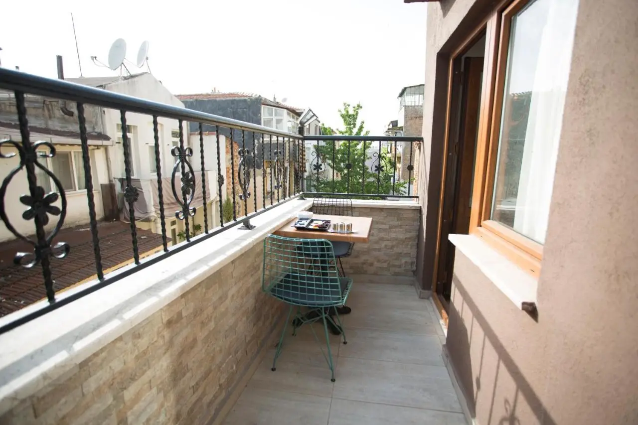 T-Square Residence
