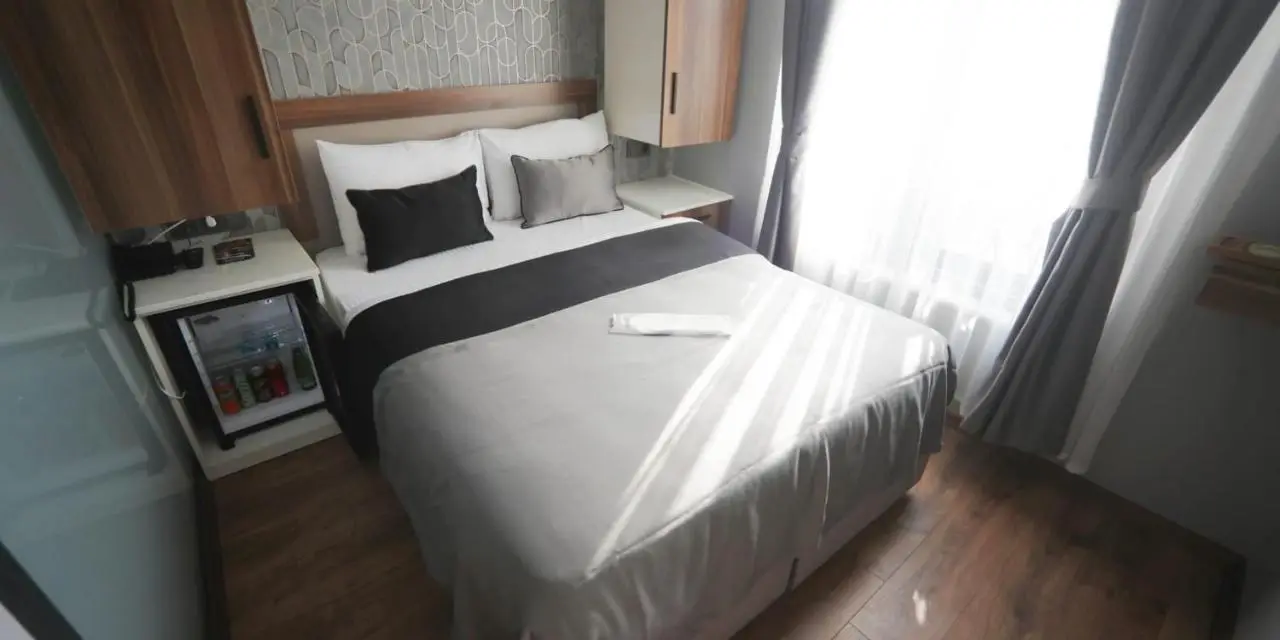 Yuvam Vari Hotel