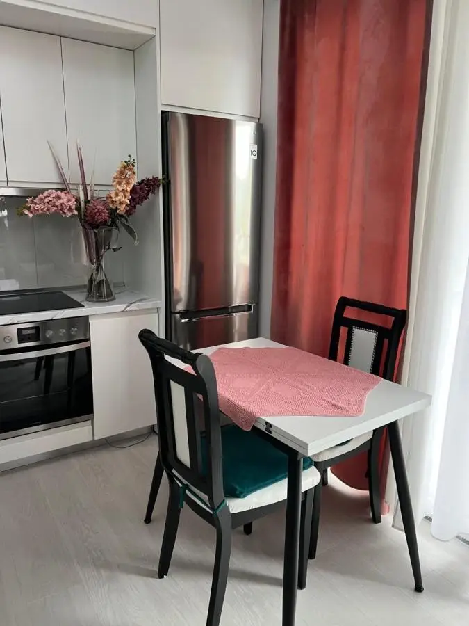 MaisonNova Deluxe 1