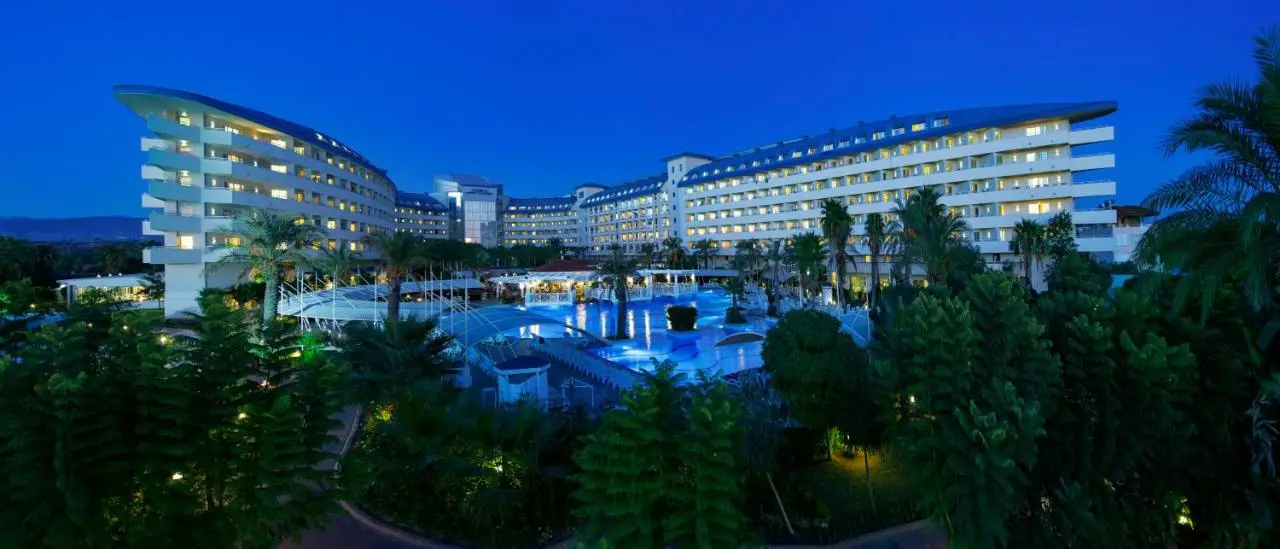 Crystal Admiral Aqua Collection - Ultimate All Inclusive