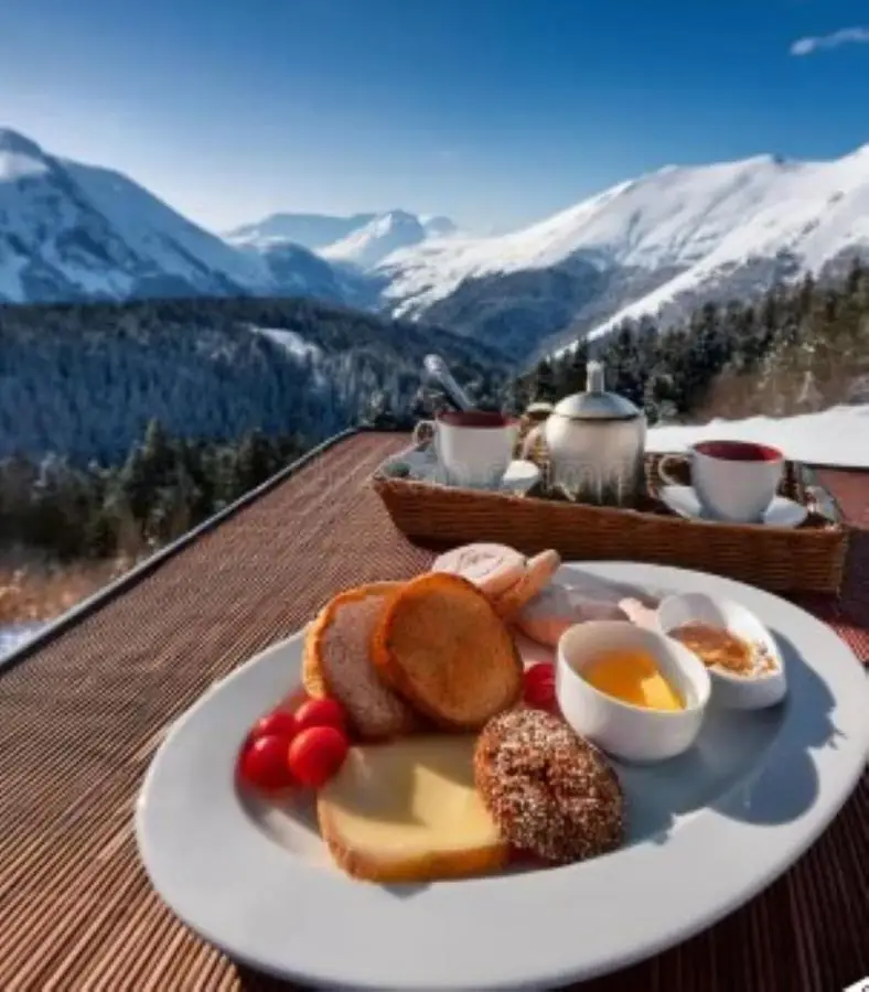 VistaRest Gudauri Ski Resort - by VistaRest Escapes & Stays