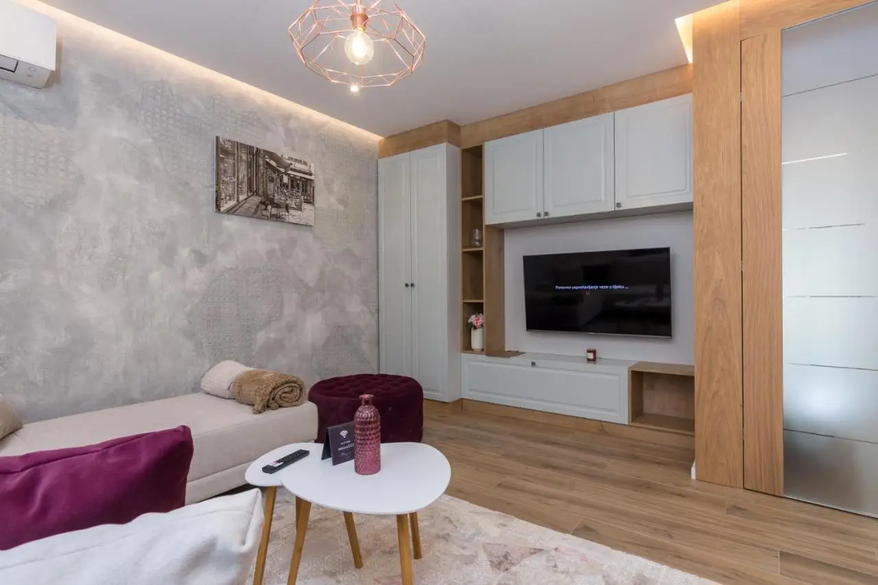 Mayisa Apartments