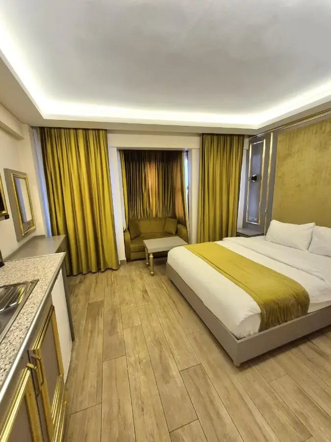 Taksim La Marino Hotel