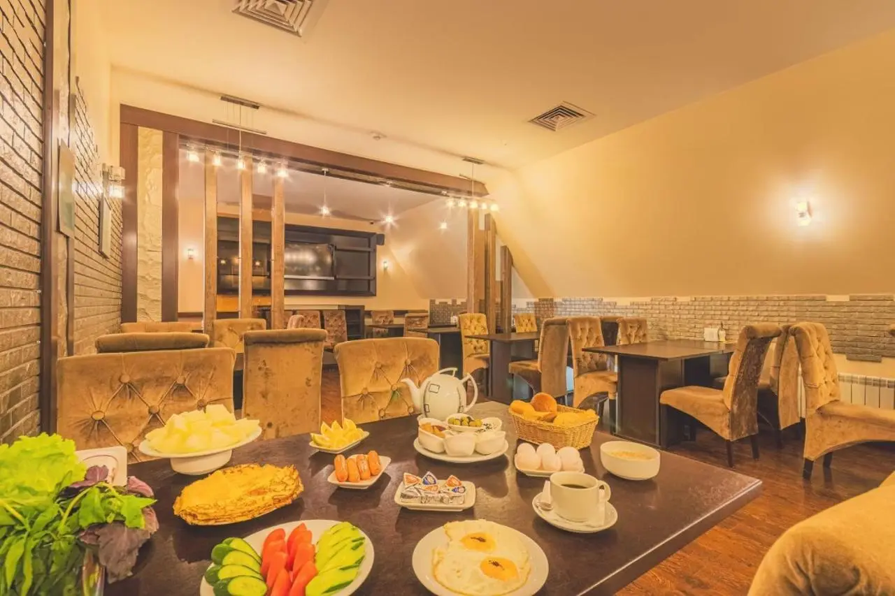 Central Passage Hotel on Nizami street
