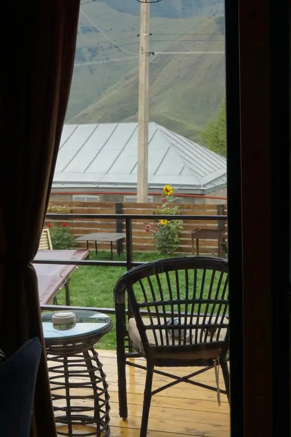 Cottage Caucasus