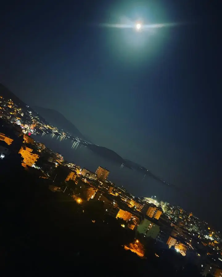 Angel Saranda Palace
