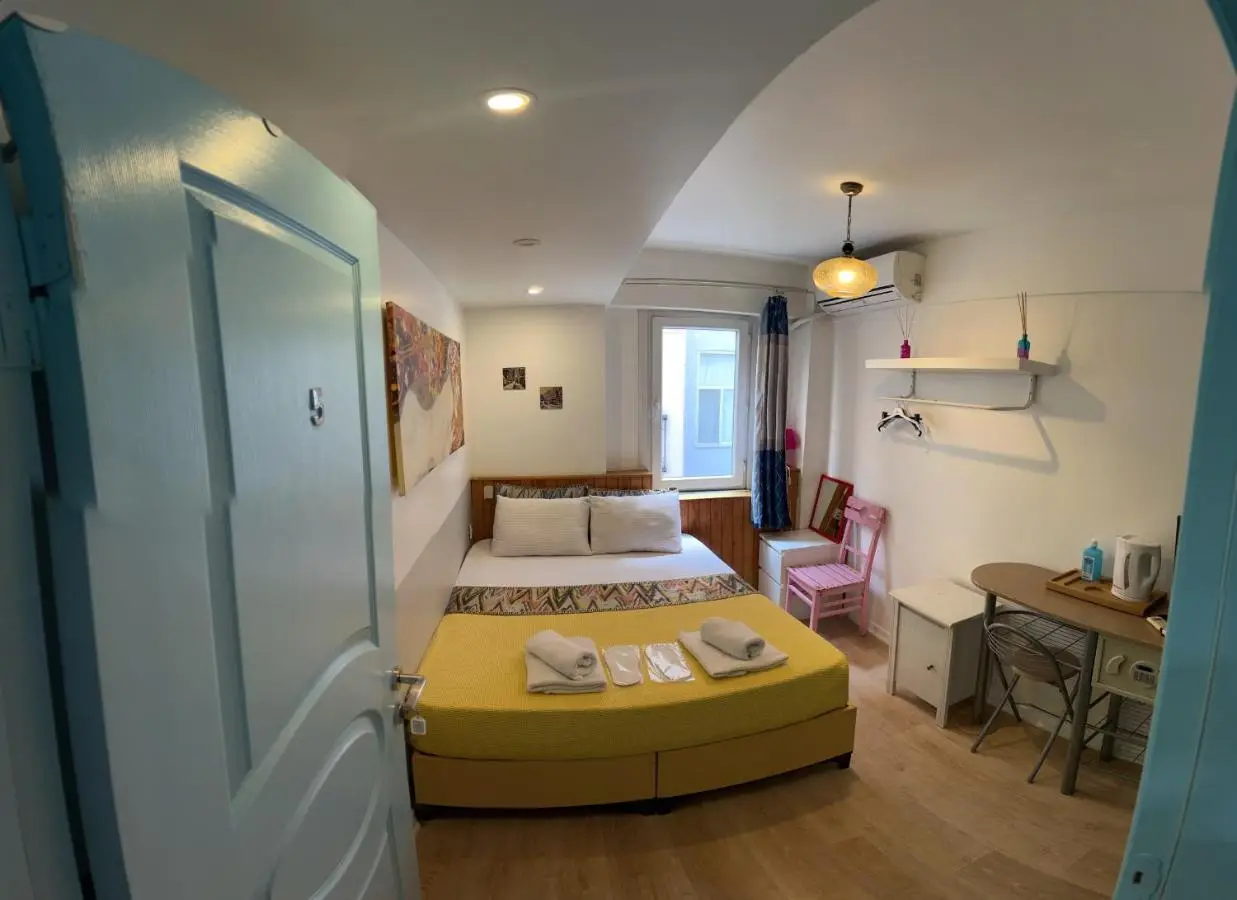 Rodin Hostel