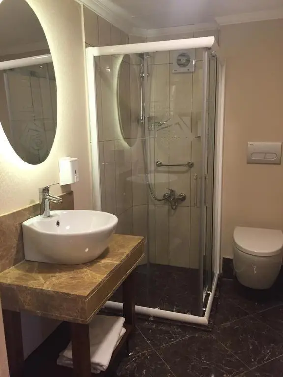 Artan Hotel