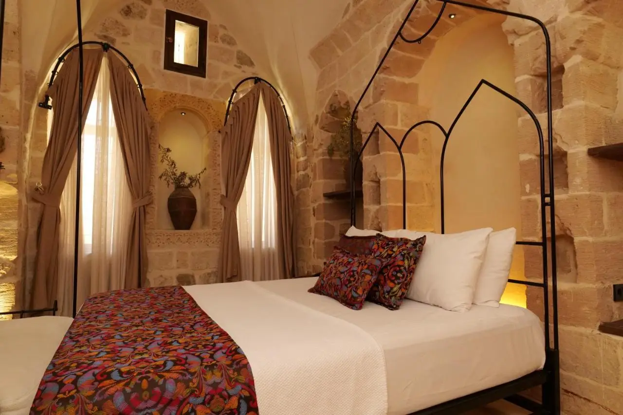Mezova Otel