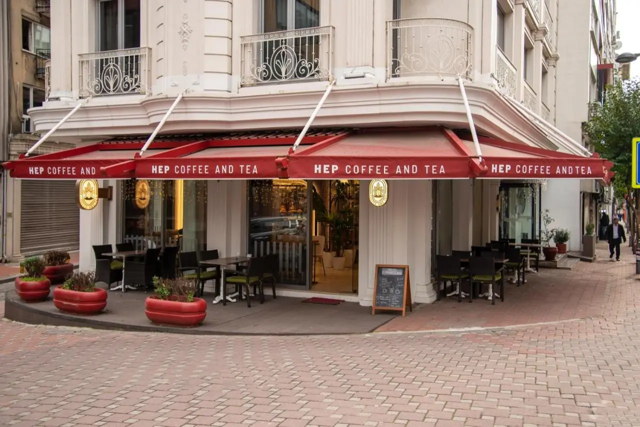 Le Mirage Hotel