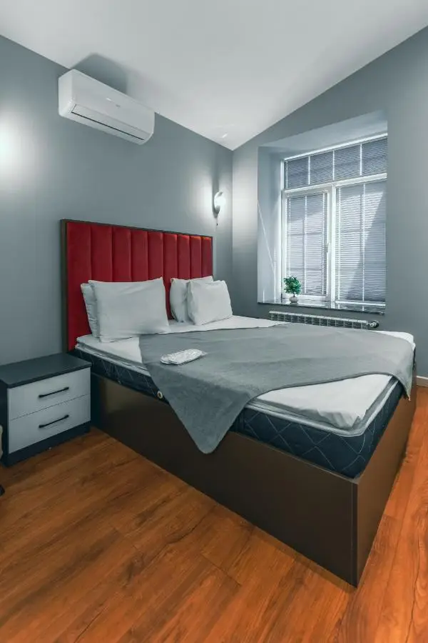 Capital City Hotel
