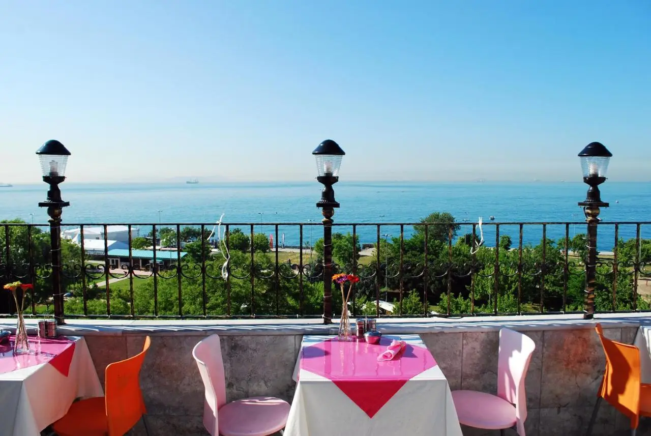 Seahouse Suites