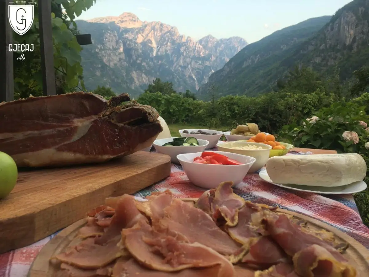 Villa Gjeçaj Guesthouse and Restaurant