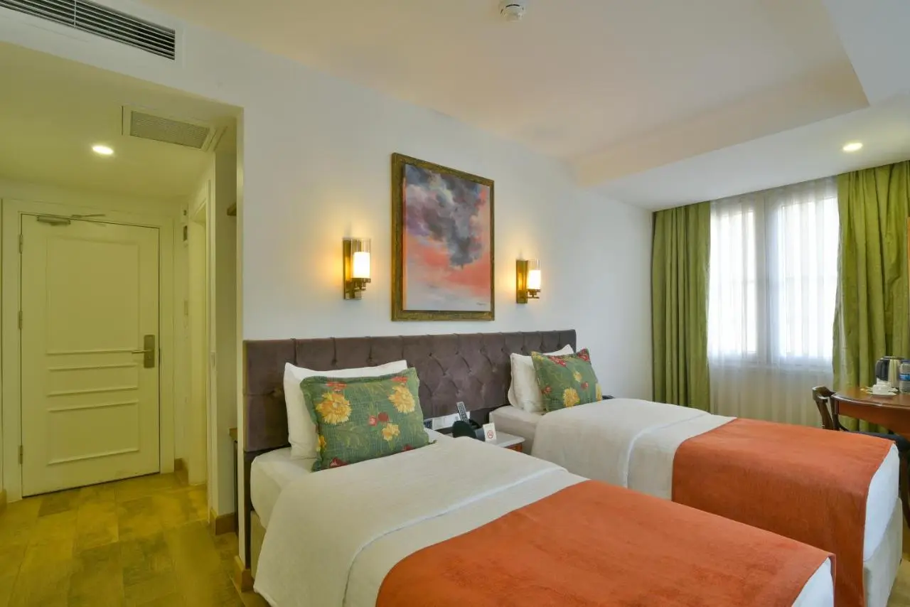 Istanbul Life Hotel