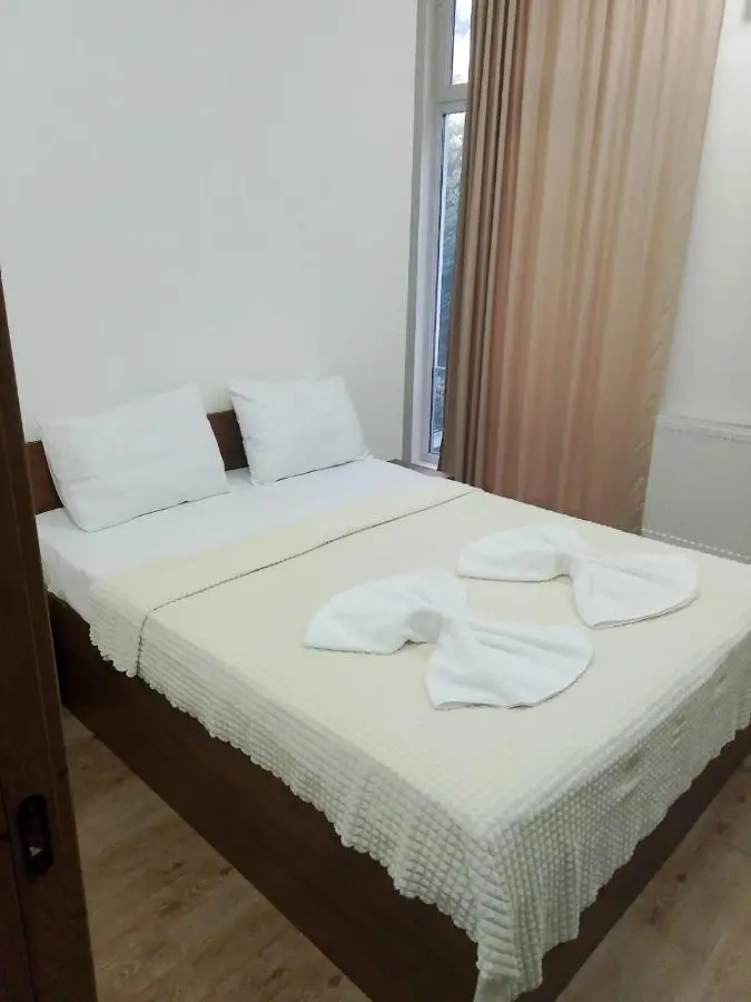 Sweet Hotel 1