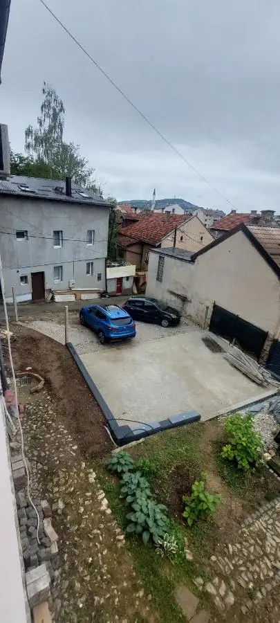 Live Bosnian life