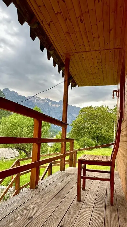 Bujtina Vellezerit Grrela