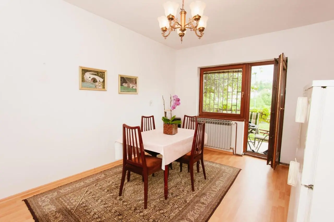 Ovcina Garden view residence