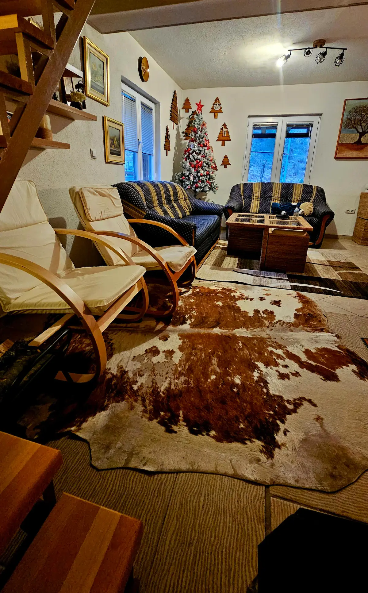 Mystery lodge