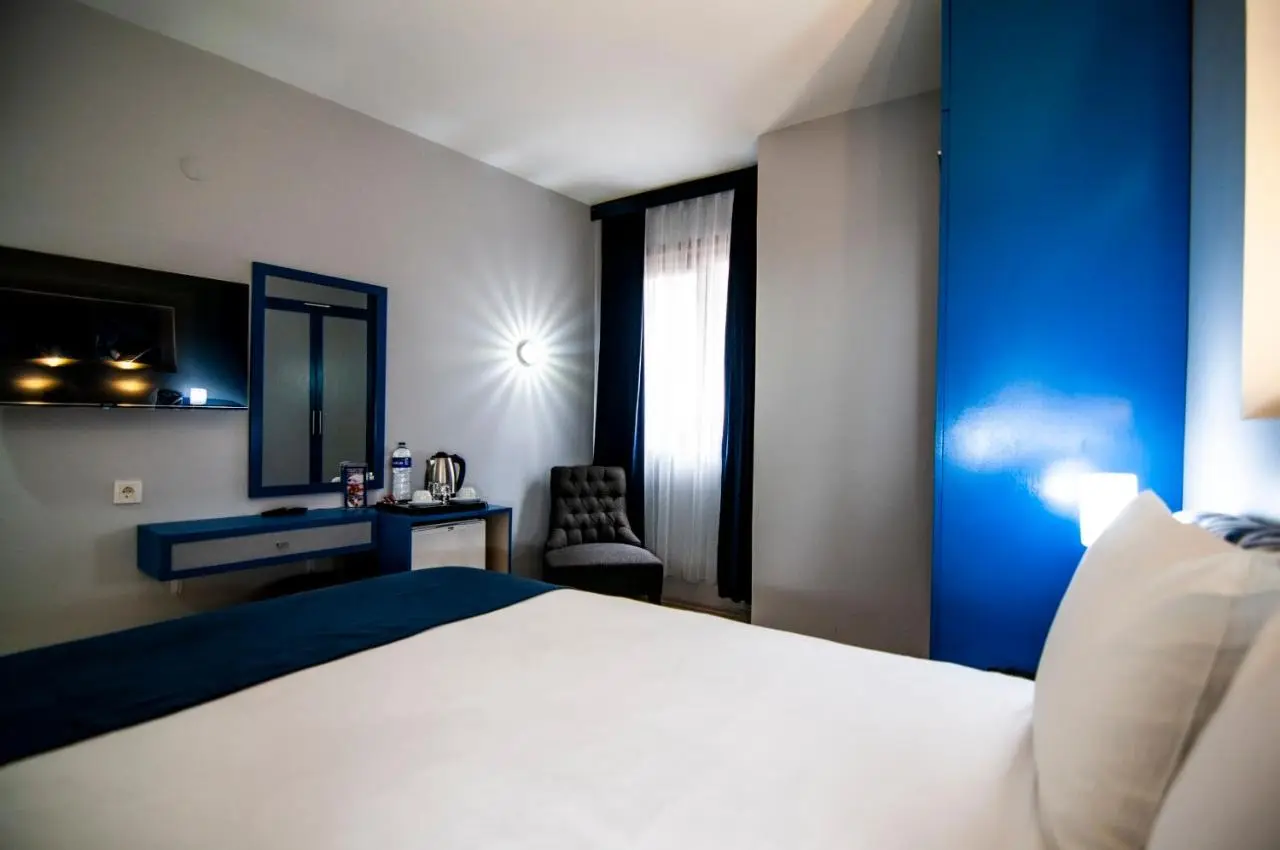 Lapis Inn Hotel & Spa ( Ex. Ambassador Hotel)