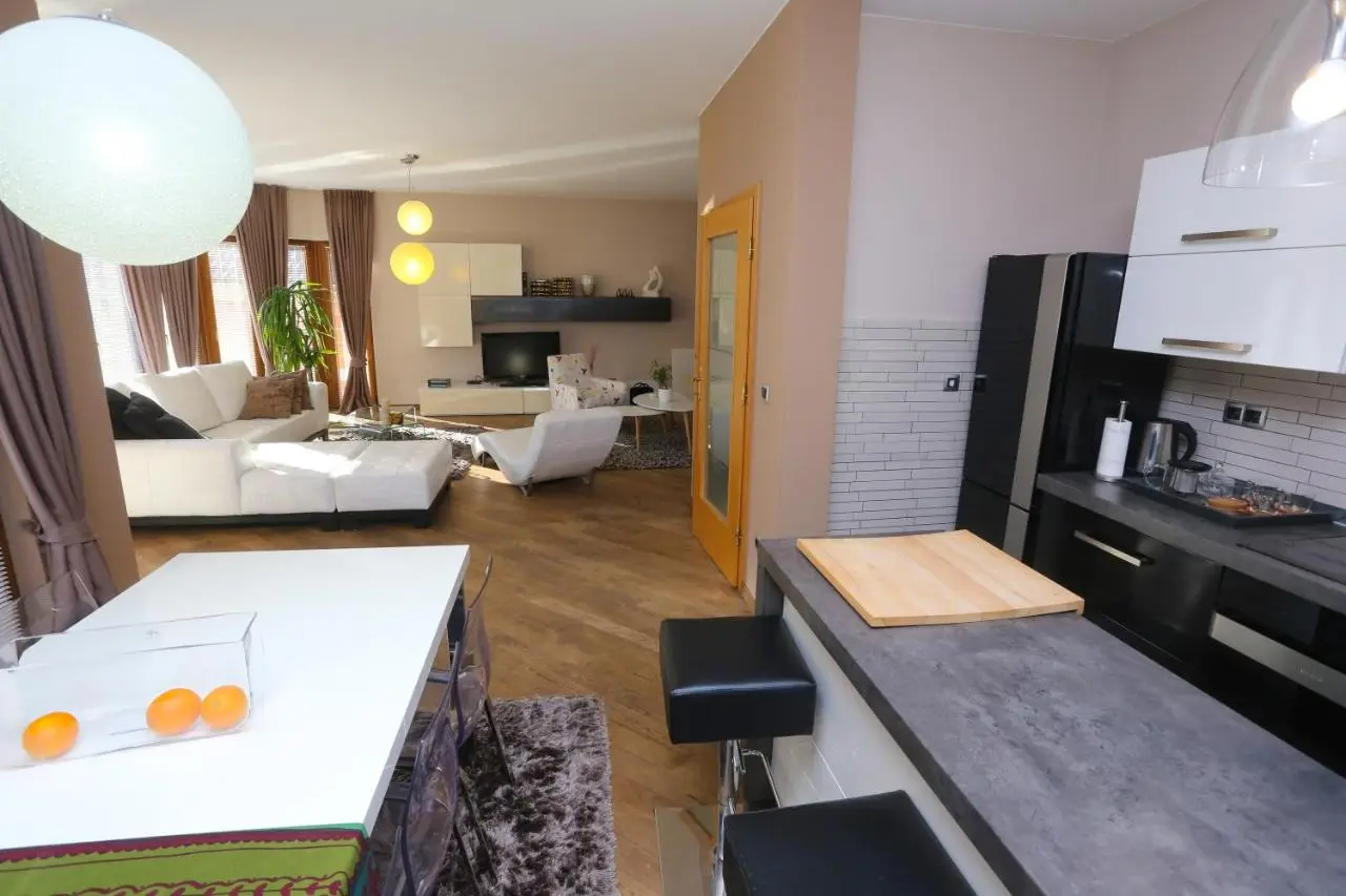 Farah Superior Apartments