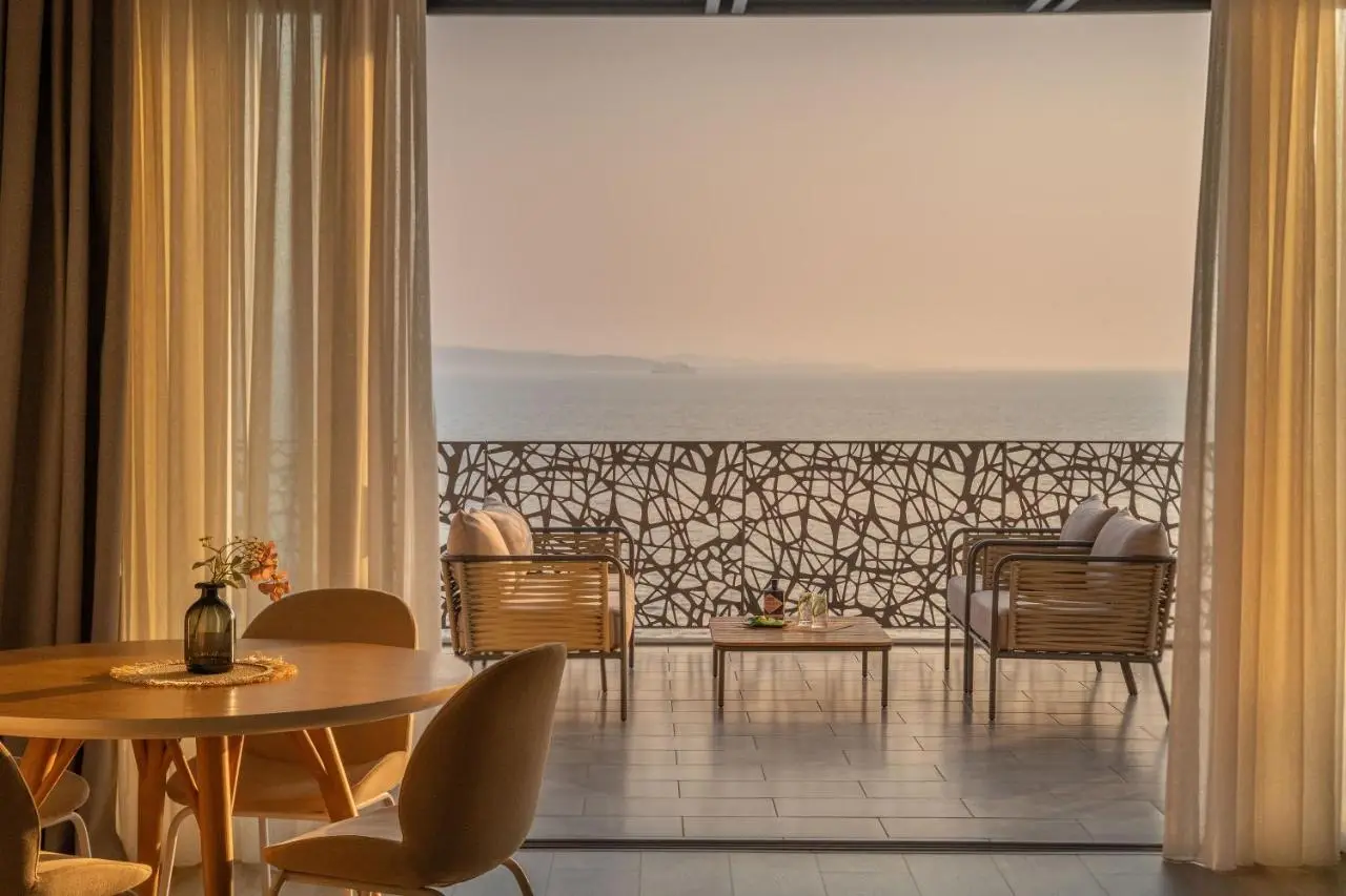 Glow Boutique Hotel & Suites