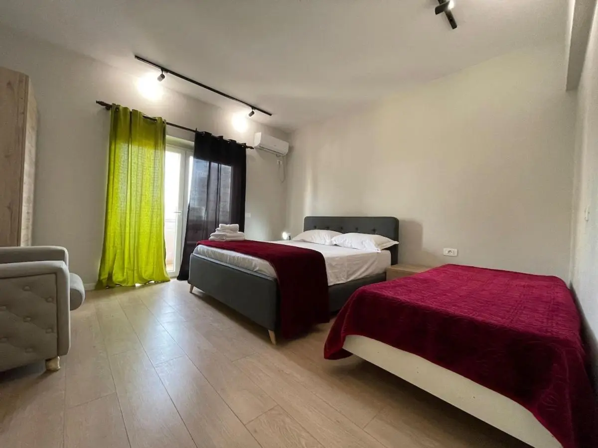 Museum Center One Bedroom App - ENJOY TRAVEL