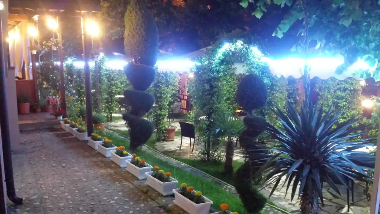 Hotel Vataksi
